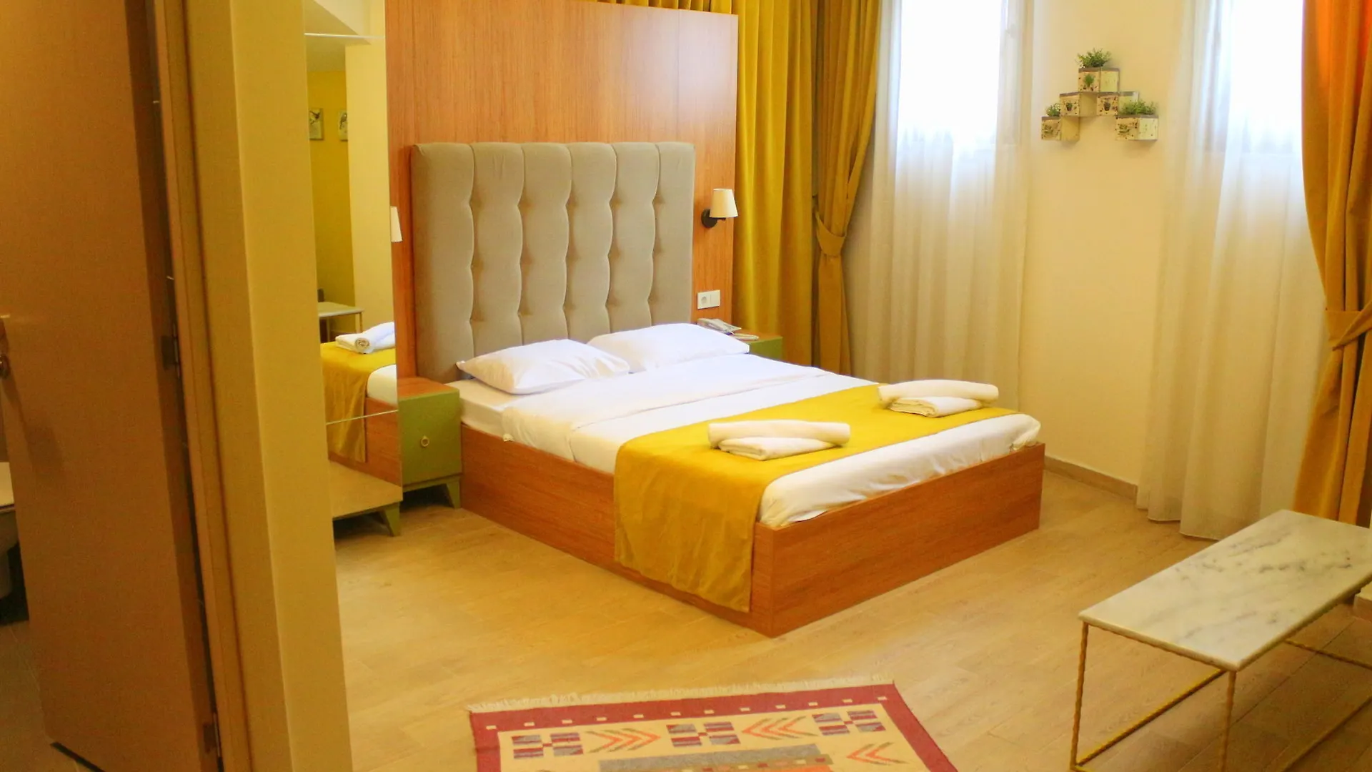 Almond Hill Apart Стамбул